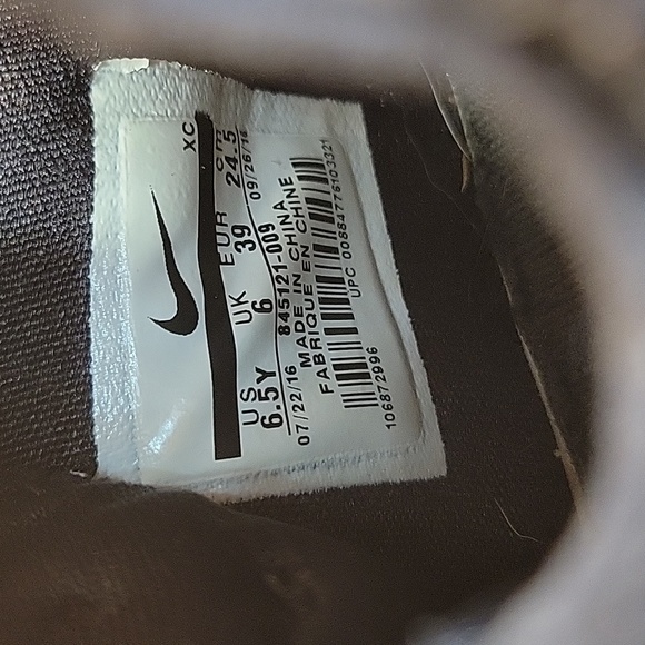 Nike Lebron Soldier 10 SFG Black Gum Sneakers - Picture 10 of 10